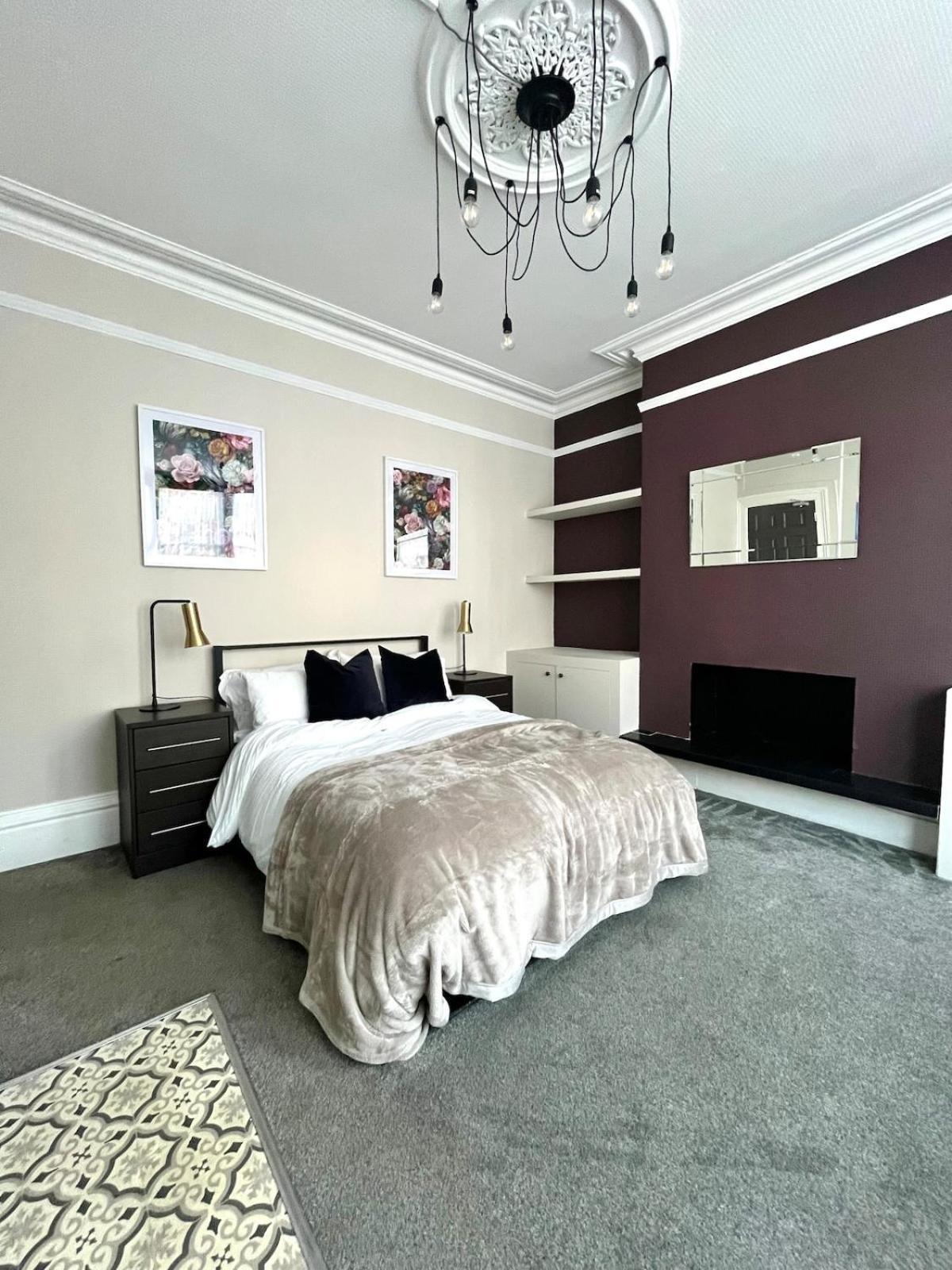 Stylish Home From Home In Derby - Great For Contractors, Groups & Families With Free Parking Екстериор снимка